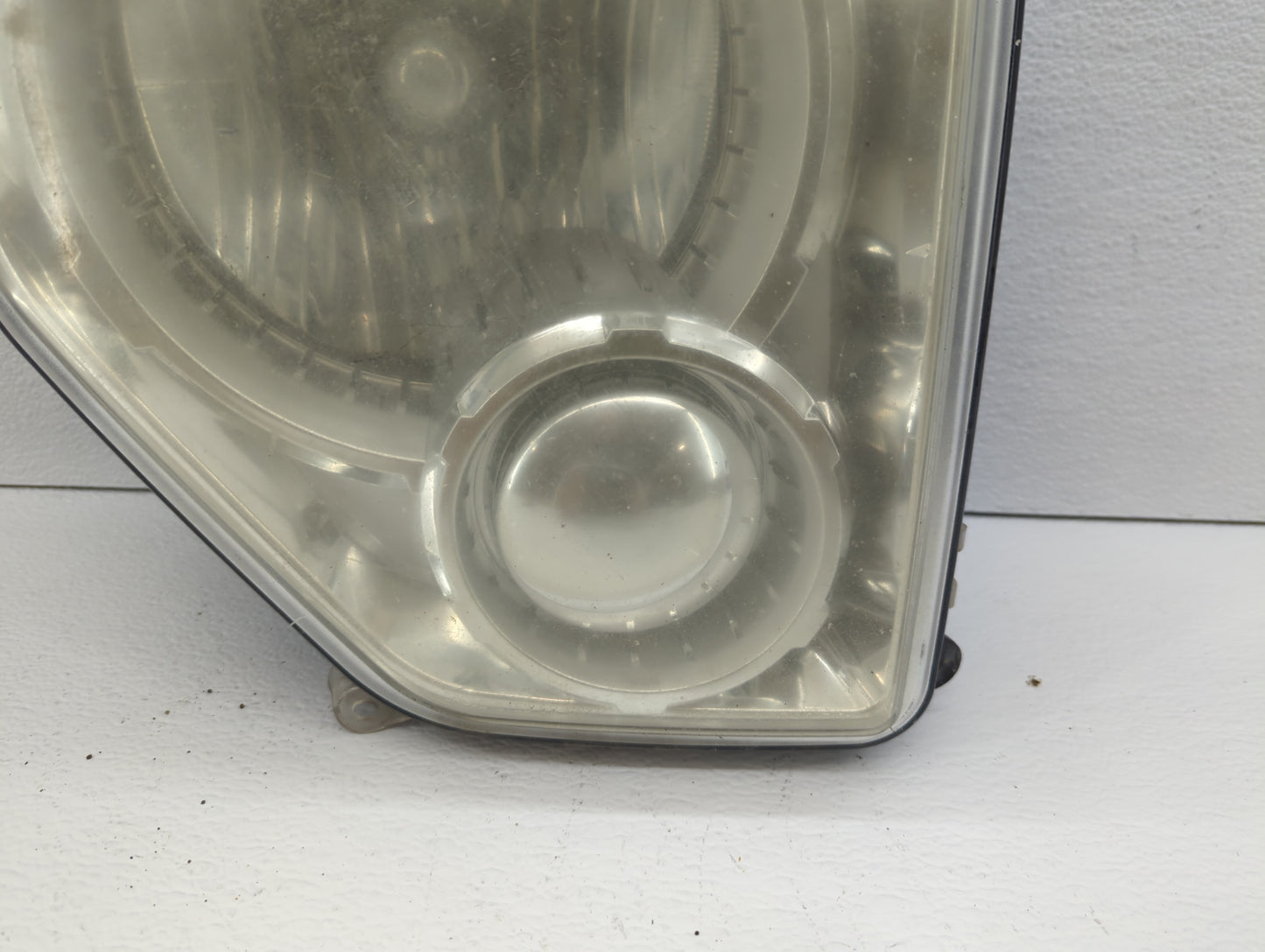 2008-2012 Jeep Liberty Passenger Right Oem Head Light Headlight Lamp - Oemusedautoparts1.com