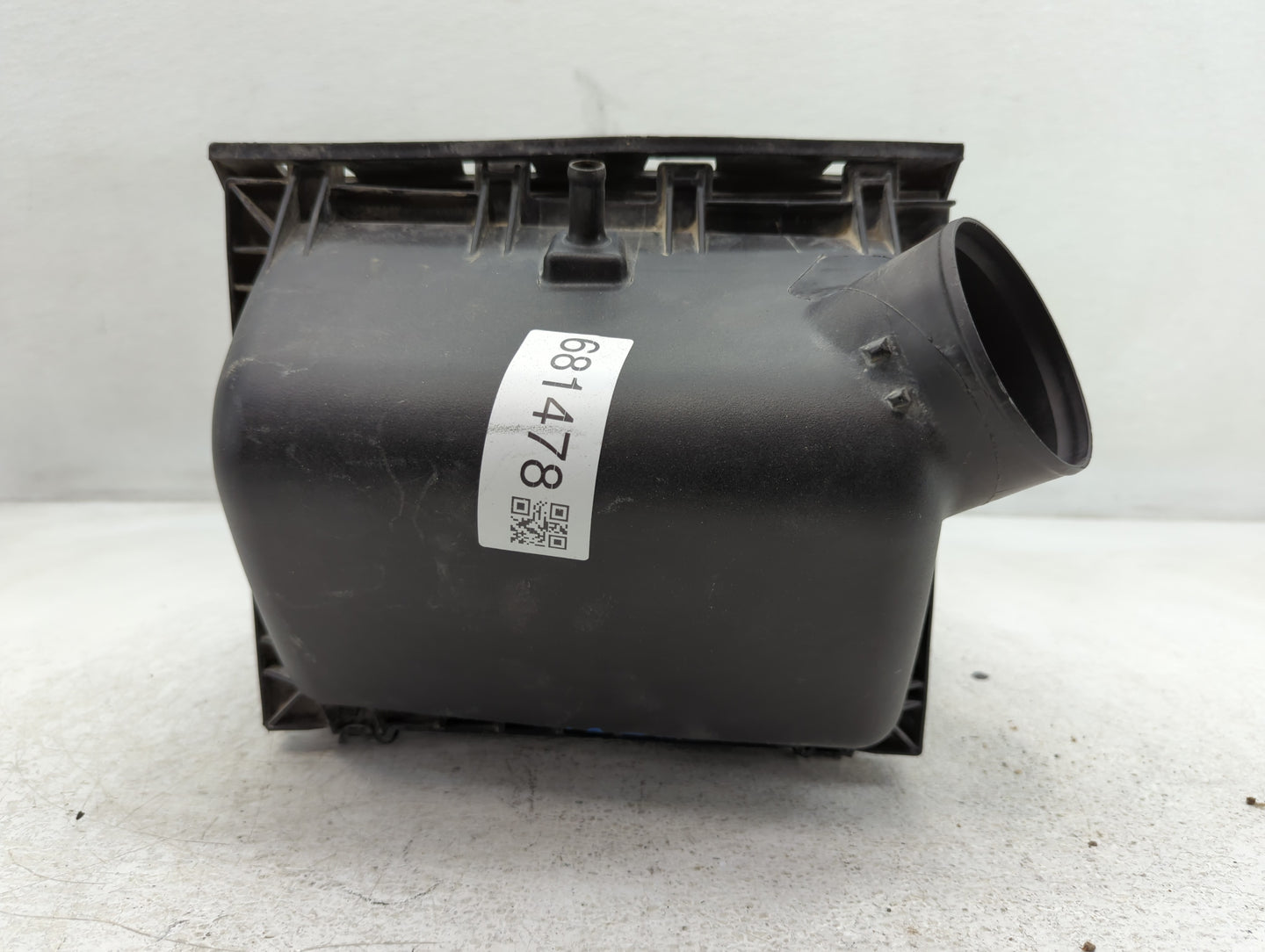 2008-2012 Jeep Liberty Air Cleaner Intake-duct Hose Tube - Oemusedautoparts1.com