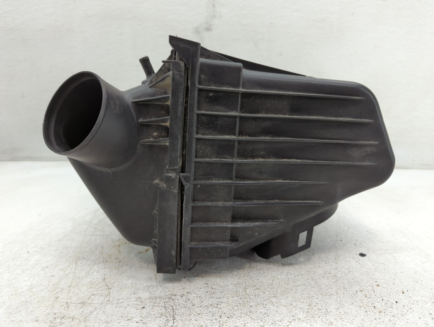 2008-2012 Jeep Liberty Air Cleaner Intake-duct Hose Tube - Oemusedautoparts1.com