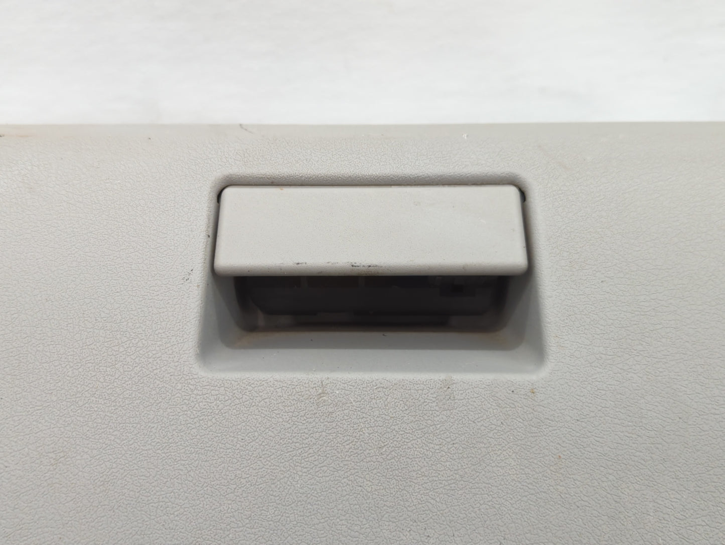 2011 Jeep Liberty Passenger Glove Box Door Storage Compartment 838482 - Oemusedautoparts1.com