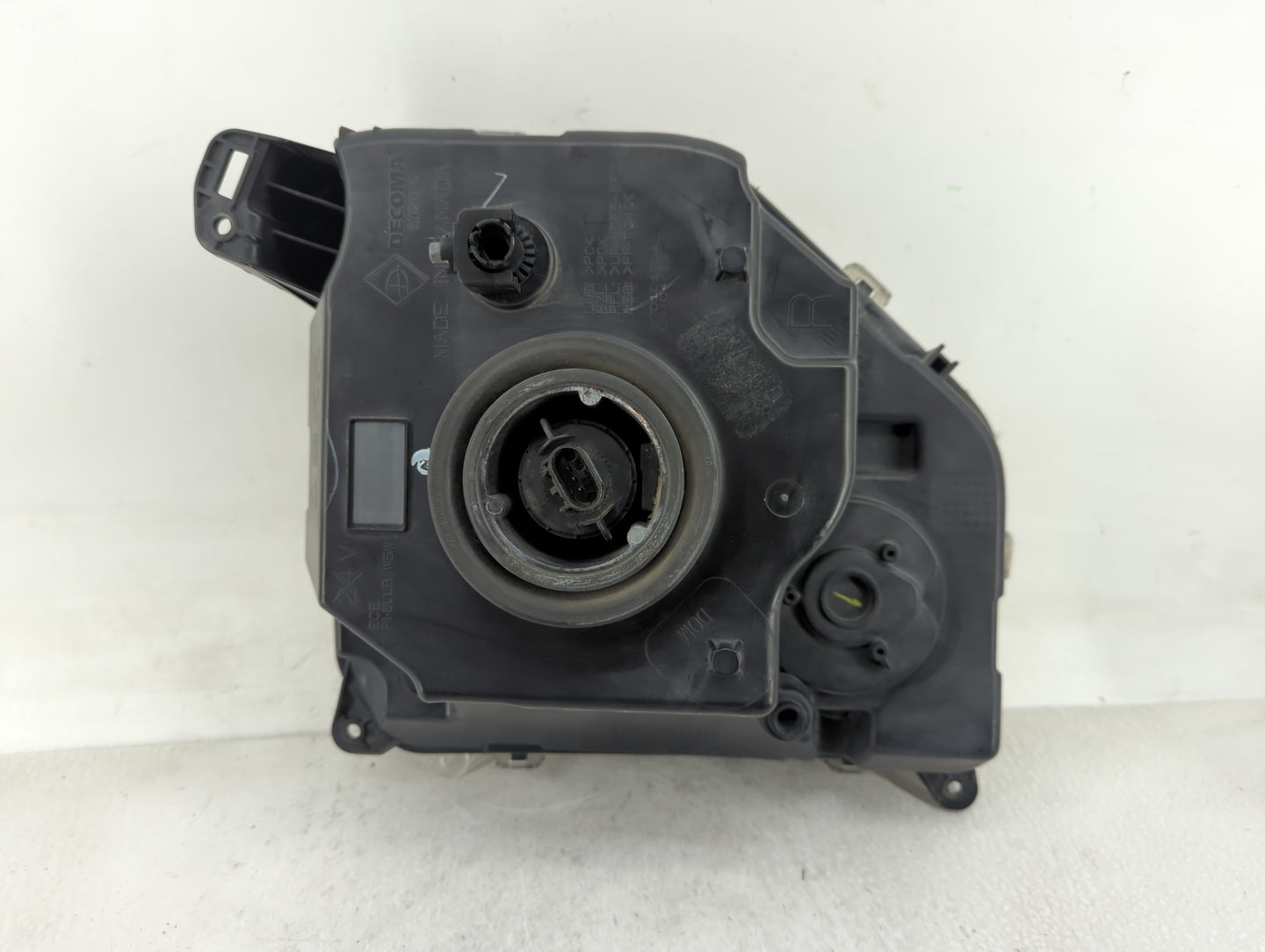 2010-2012 Jeep Liberty Passenger Right Oem Head Light Headlight Lamp - Oemusedautoparts1.com