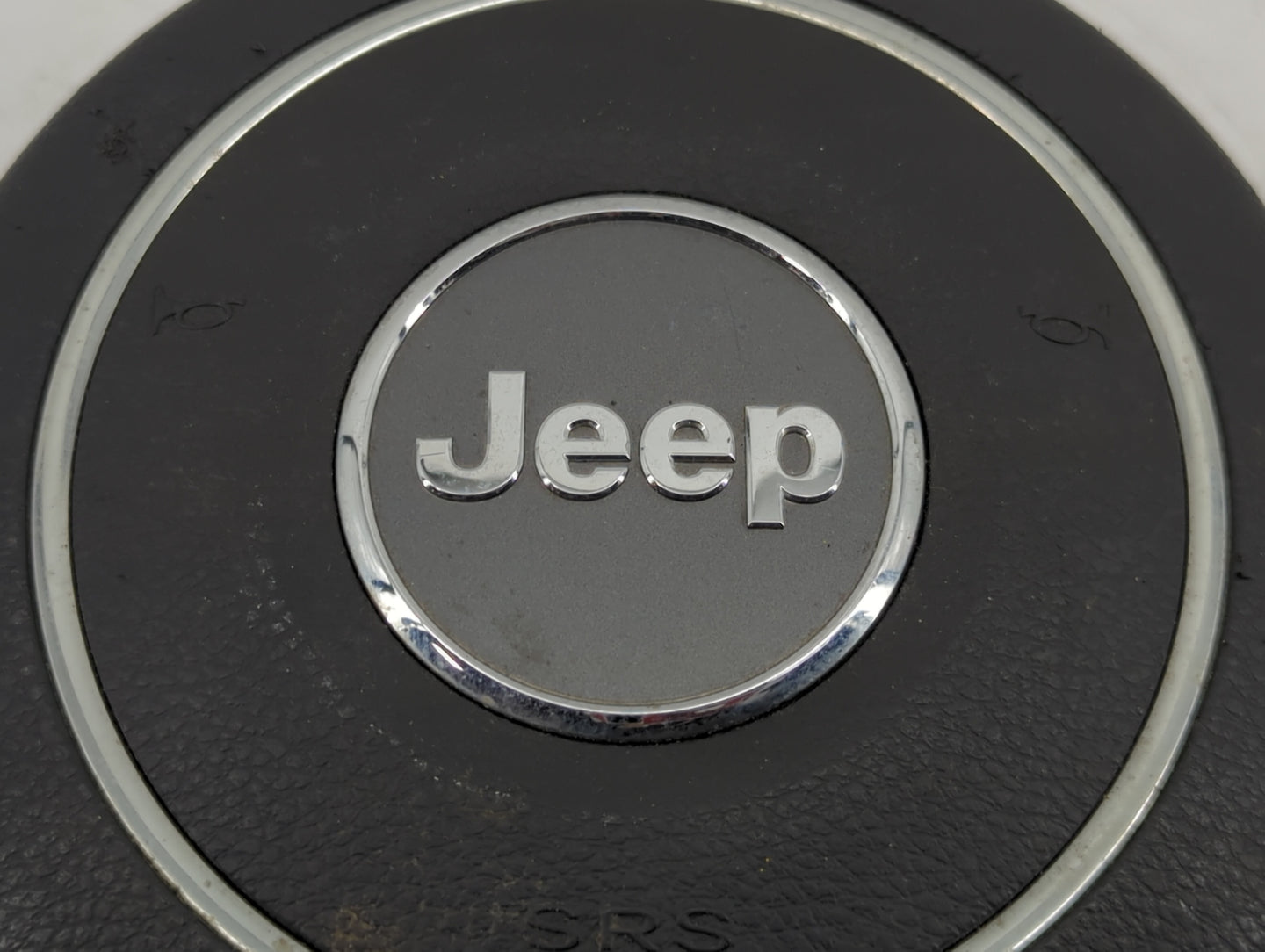 2011-2011 Jeep Liberty Air Bag Driver Left Steering Wheel Mounted - Oemusedautoparts1.com
