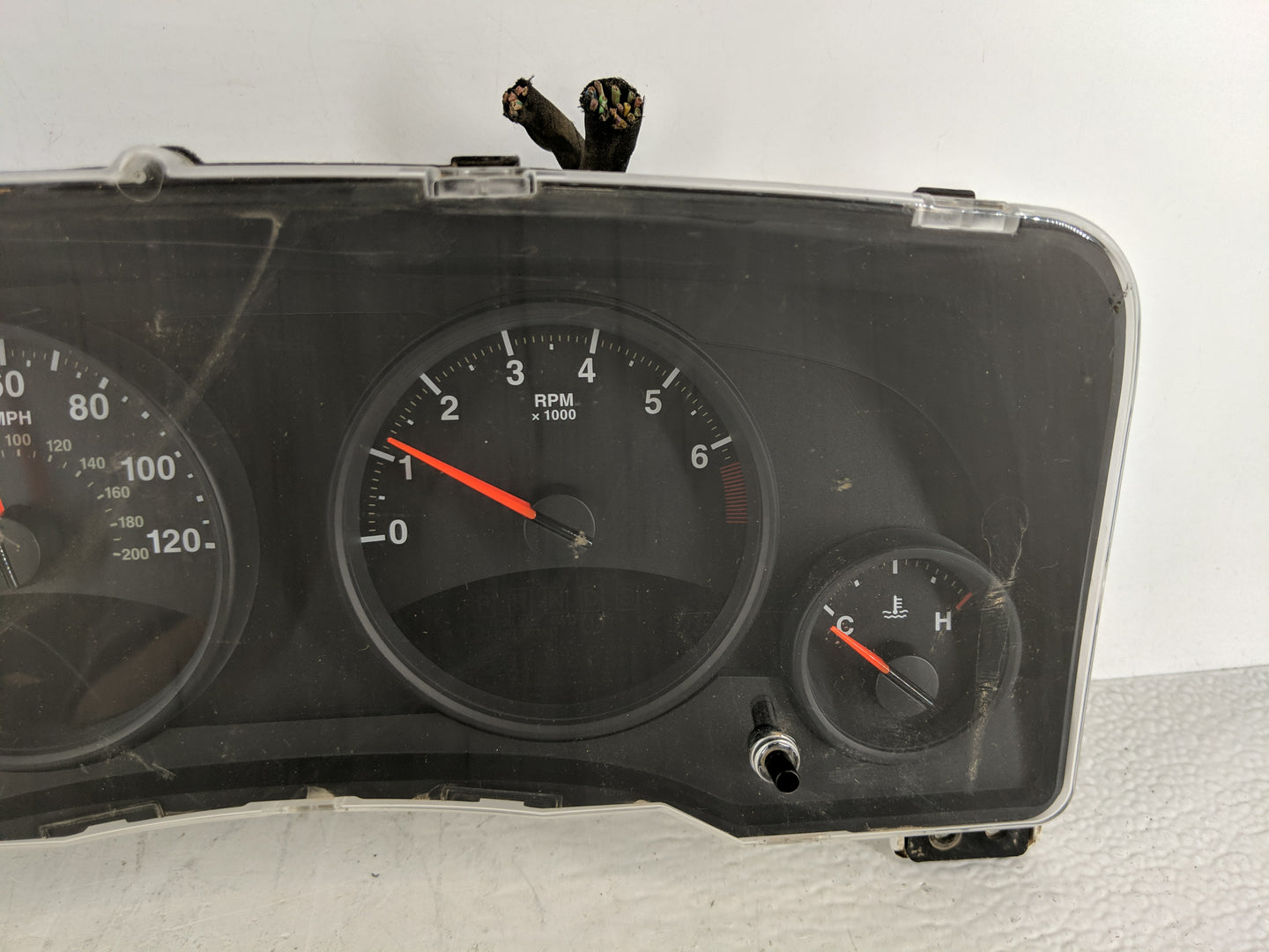 2011-2013 Jeep Patriot Instrument Cluster Speedometer Gauges P/N:68080402AD Fits Fits 2011 2012 2013 OEM Used Auto Parts - O