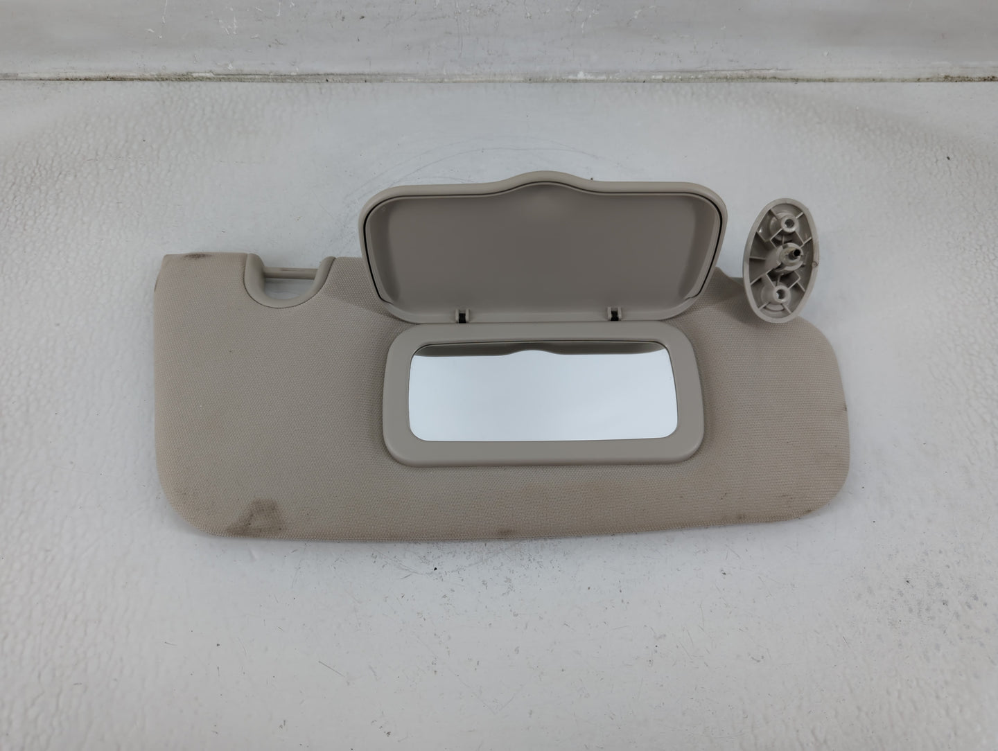 2010-2017 Jeep Patriot Sun Visor Shade Replacement Passenger Right Mirror Fits Fits 2010 2011 2012 2013 2014 2015 2016 2017 