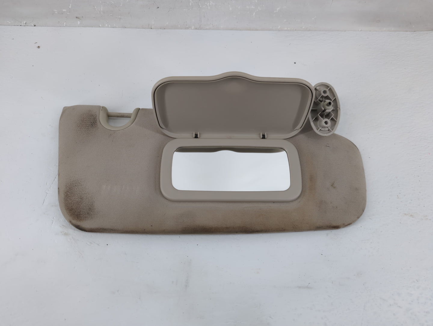 2010-2017 Jeep Patriot Sun Visor Shade Replacement Passenger Right Mirror Fits Fits 2010 2011 2012 2013 2014 2015 2016 2017 