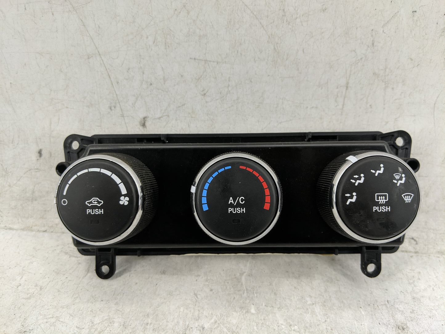 2011-2017 Jeep Patriot Climate Control Module Temperature AC/Heater Replacement P/N:P55111278AC Fits OEM Used Auto Parts - O
