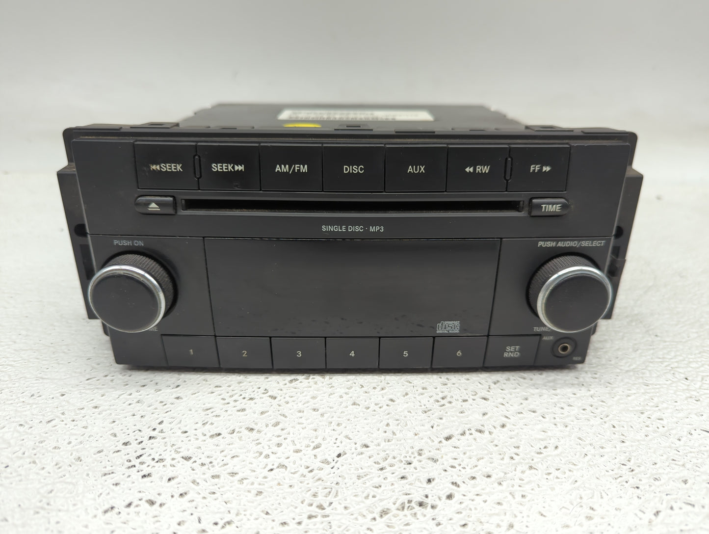 2011-2012 Jeep Patriot Radio AM FM Cd Player Receiver Replacement P/N:P05091222AD Fits Fits 2011 2012 OEM Used Auto Parts - 