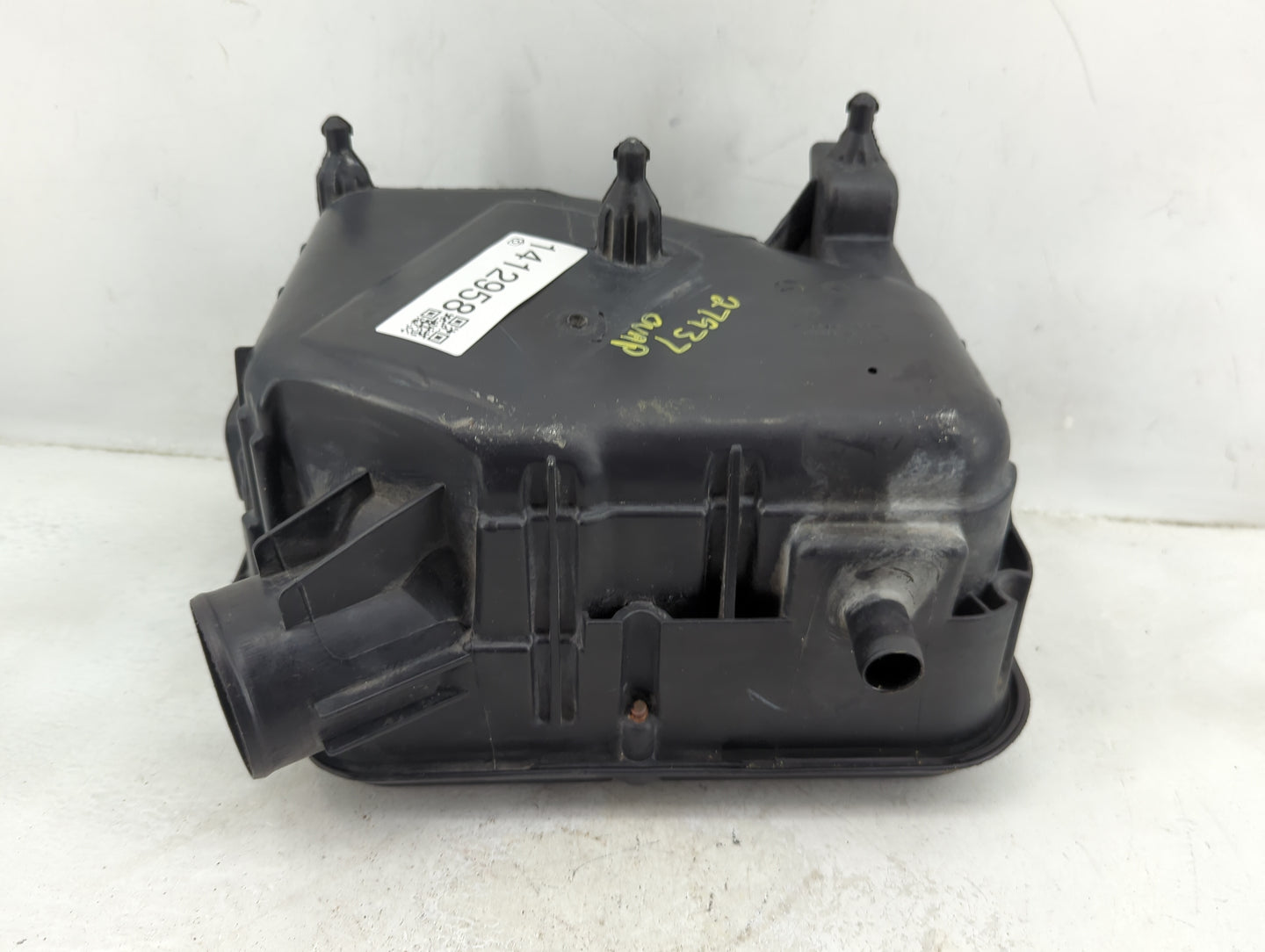 2011-2017 Jeep Patriot Air Cleaner Intake-duct Hose Tube - Oemusedautoparts1.com