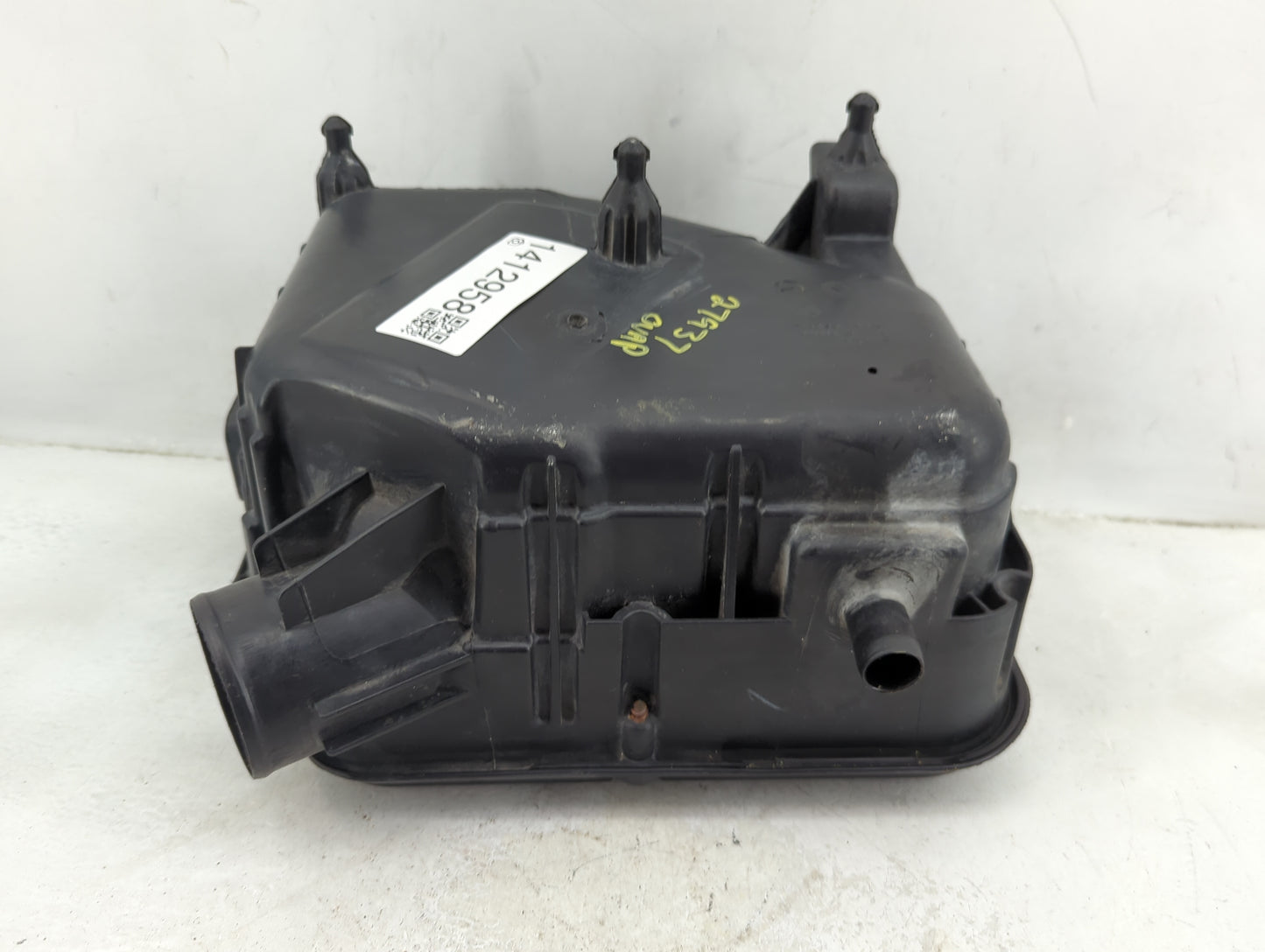 2011-2017 Jeep Patriot Air Cleaner Intake-duct Hose Tube - Oemusedautoparts1.com