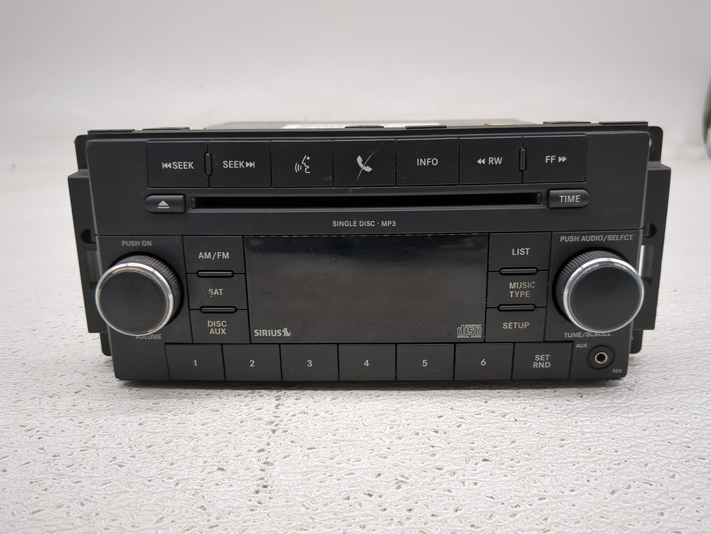 2011-2012 Jeep Patriot Radio AM FM Cd Player Receiver Replacement P/N:P05091226AC Fits Fits 2011 2012 OEM Used Auto Parts - 