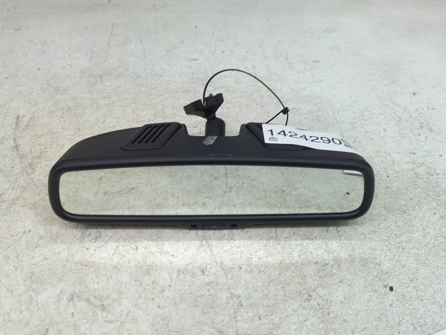 2011-2017 Jeep Patriot Interior Rear View Mirror Replacement OEM Fits Fits 2010 2011 2012 2013 2014 2015 2016 2017 OEM Used 