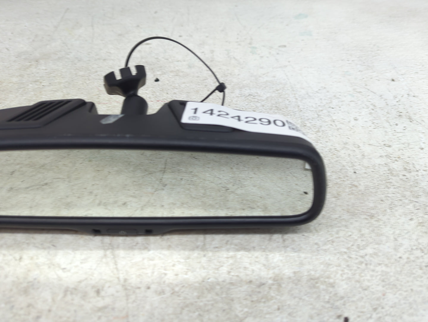 2011-2017 Jeep Patriot Interior Rear View Mirror Replacement OEM Fits Fits 2010 2011 2012 2013 2014 2015 2016 2017 OEM Used 