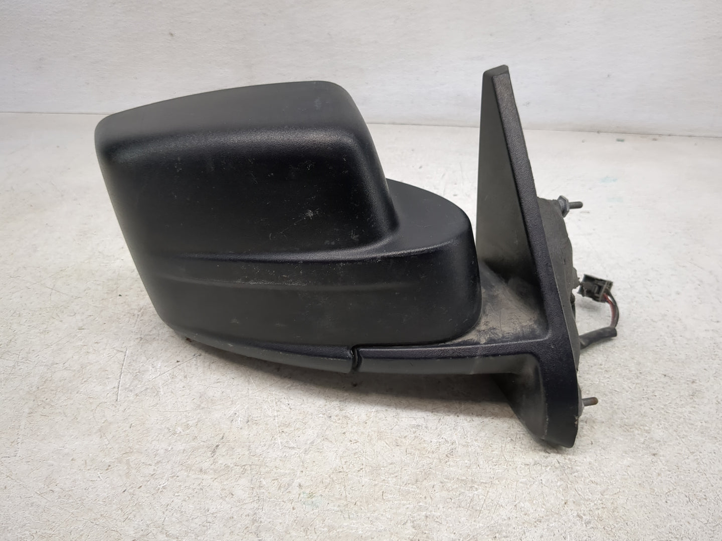 2007-2012 Jeep Patriot Passenger Side View Mirror - Right Door Mirror OEM Used - Oemusedautoparts1.com