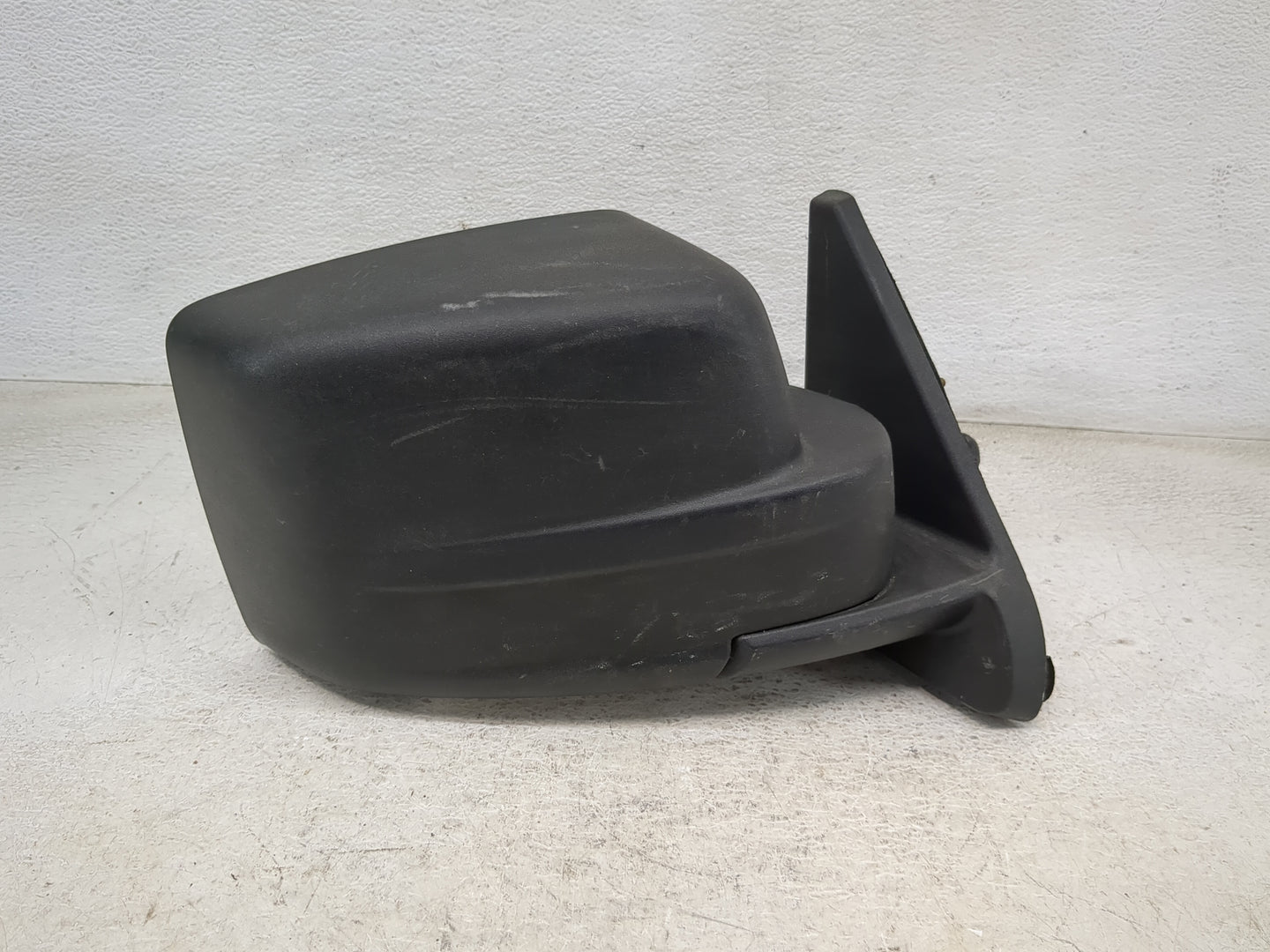 2007-2012 Jeep Patriot Passenger Side View Mirror - Right Door Mirror OEM Used - Oemusedautoparts1.com