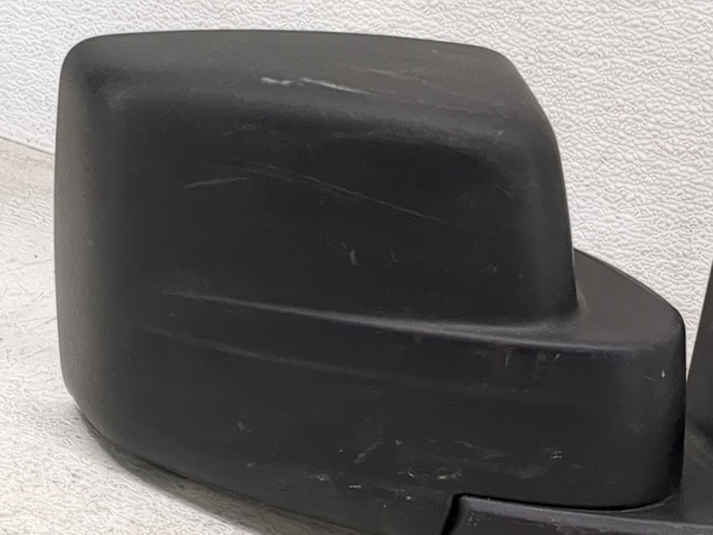 2007-2012 Jeep Patriot Passenger Side View Mirror - Right Door Mirror OEM Used - Oemusedautoparts1.com