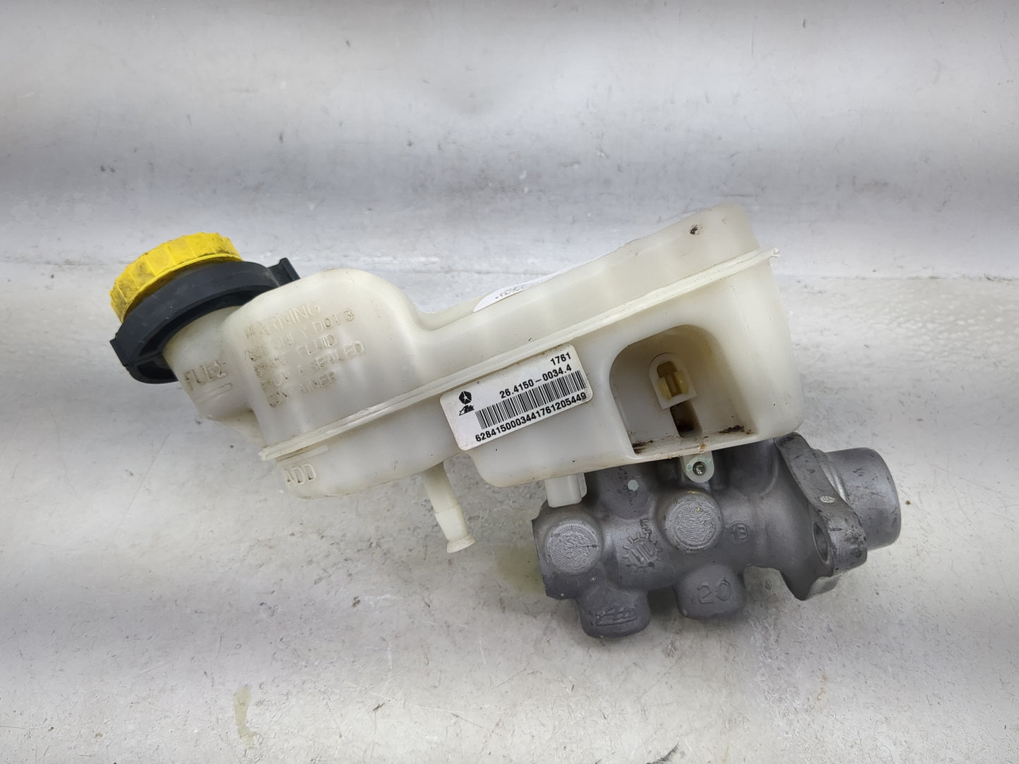 2007-2017 Jeep Patriot Brake Master Cylinder 1491974 - Oemusedautoparts1.com
