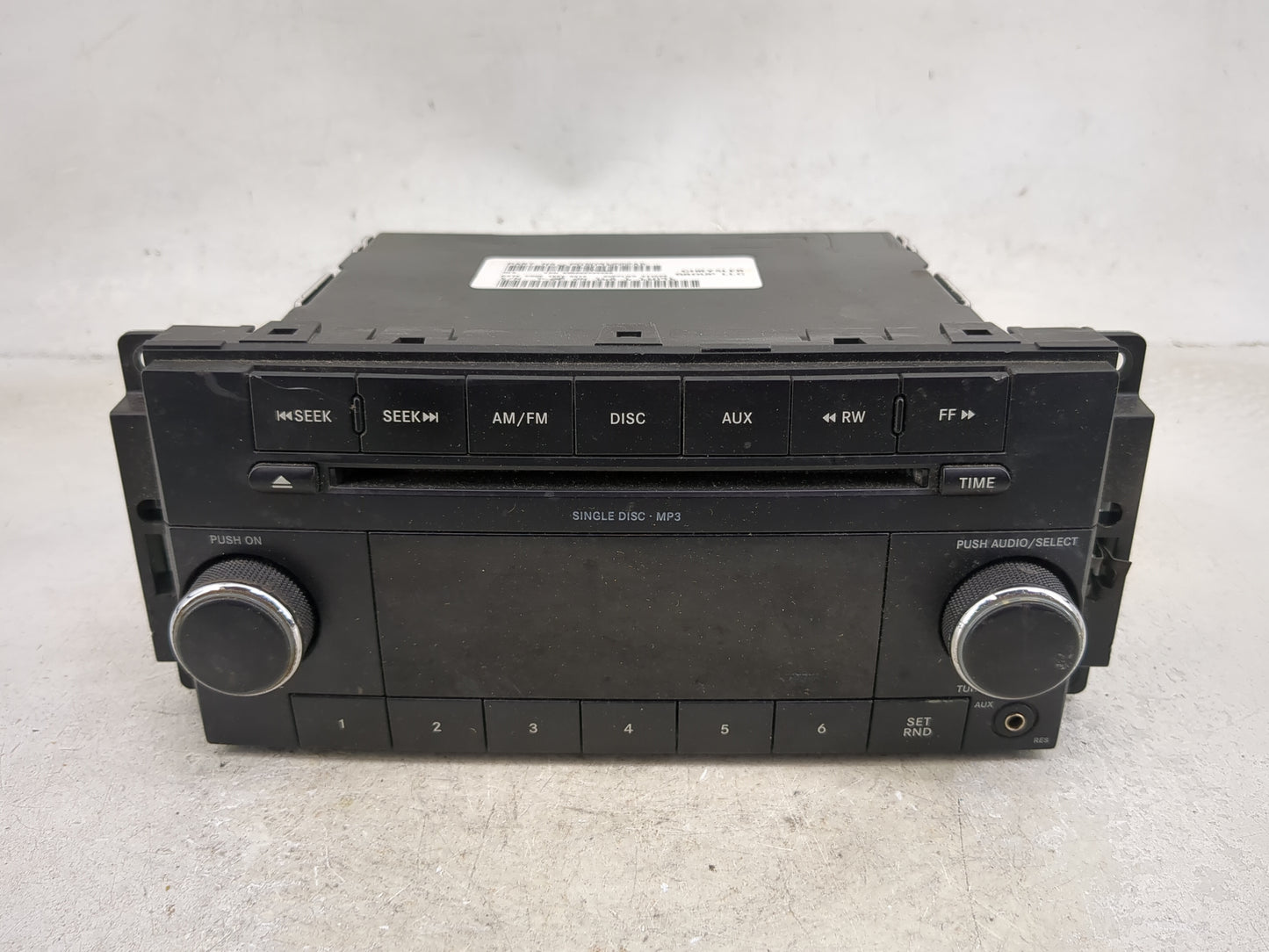 2011-2012 Jeep Patriot Radio AM FM Cd Player Receiver Replacement P/N:P05091222AD Fits Fits 2011 2012 OEM Used Auto Parts - 