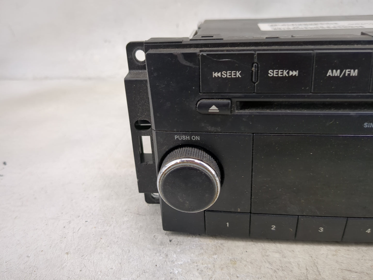 2011-2012 Jeep Patriot Radio AM FM Cd Player Receiver Replacement P/N:P05091222AD Fits Fits 2011 2012 OEM Used Auto Parts - 