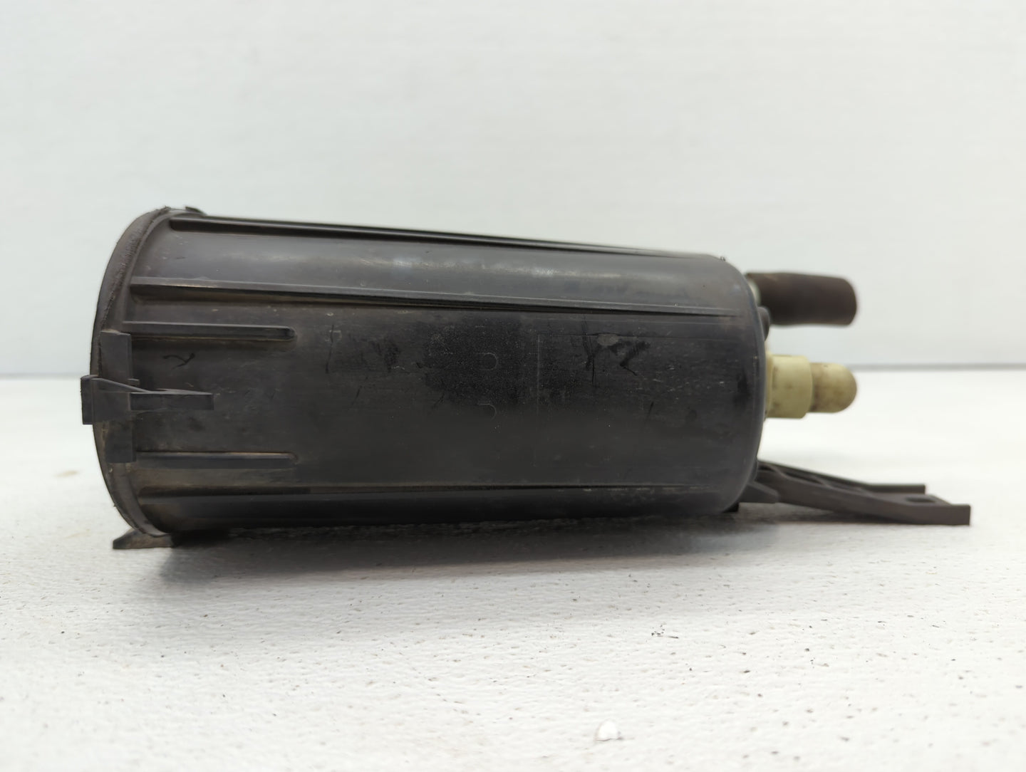 2011 Jeep Patriot Fuel Vapor Charcoal Canister - Oemusedautoparts1.com