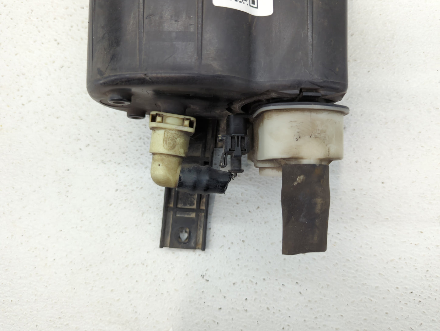 2011 Jeep Patriot Fuel Vapor Charcoal Canister - Oemusedautoparts1.com