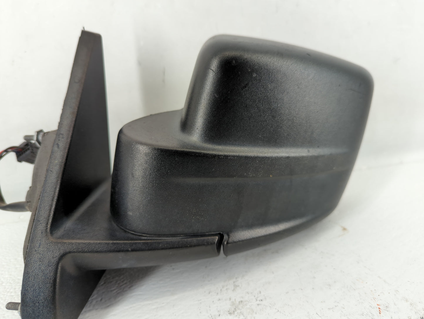 2007-2012 Jeep Patriot Driver Side View Mirror - Left Door Mirror OEM Used - Oemusedautoparts1.com