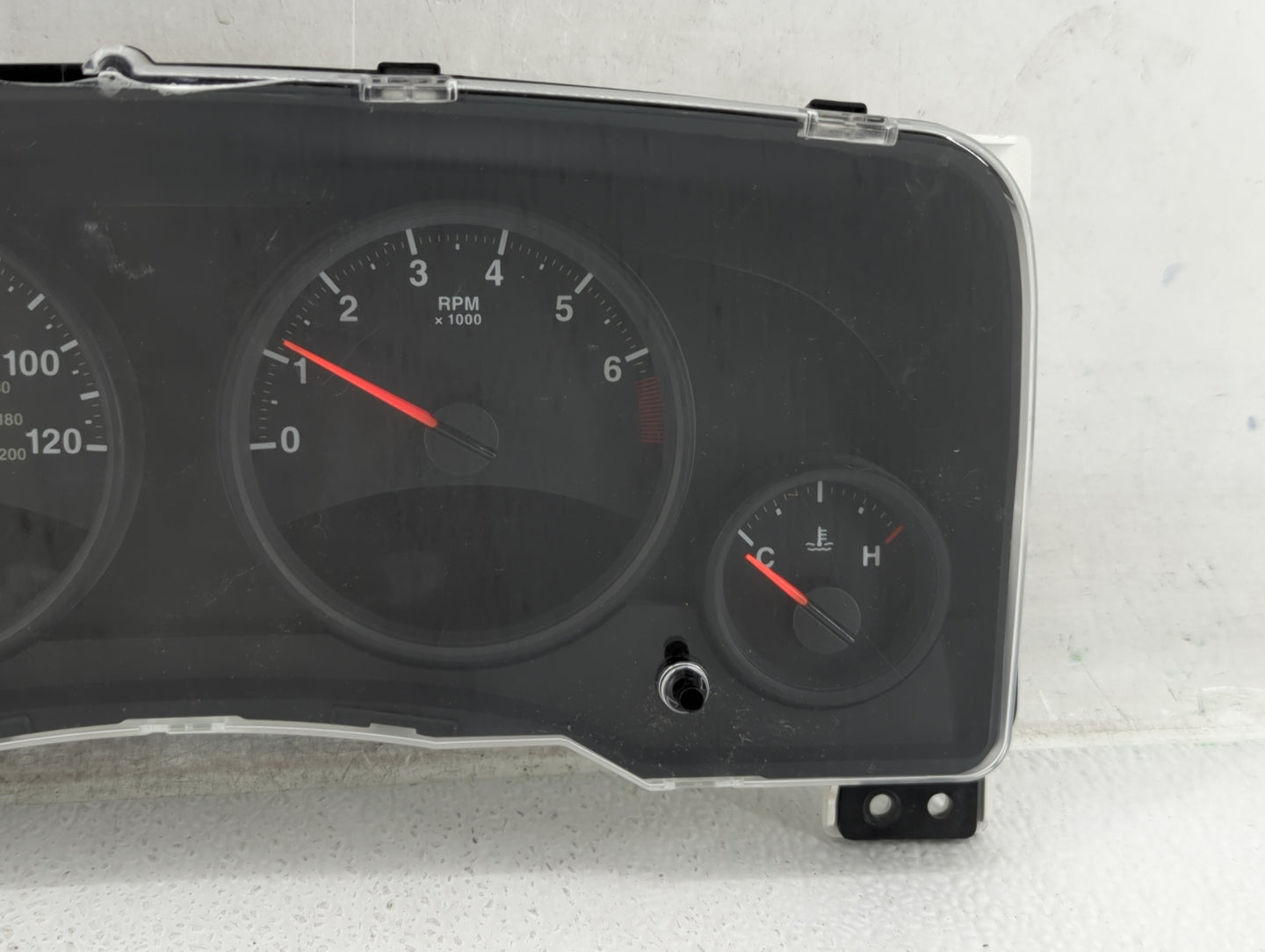 2011-2012 Jeep Patriot Instrument Cluster Speedometer Gauges P/N:68080402AC Fits Fits 2011 2012 OEM Used Auto Parts - Oemuse