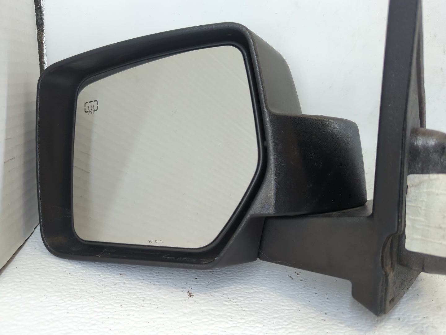2007-2012 Jeep Patriot Driver Side View Mirror - Left Door Mirror OEM Used - Oemusedautoparts1.com
