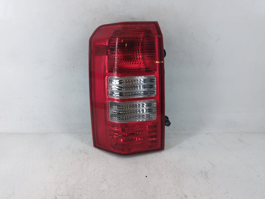 2008-2017 Jeep Patriot Tail Light Assembly Driver Left OEM P/N:511286 Fits Fits 2008 2009 2010 2011 2012 2013 2014 2015 2016