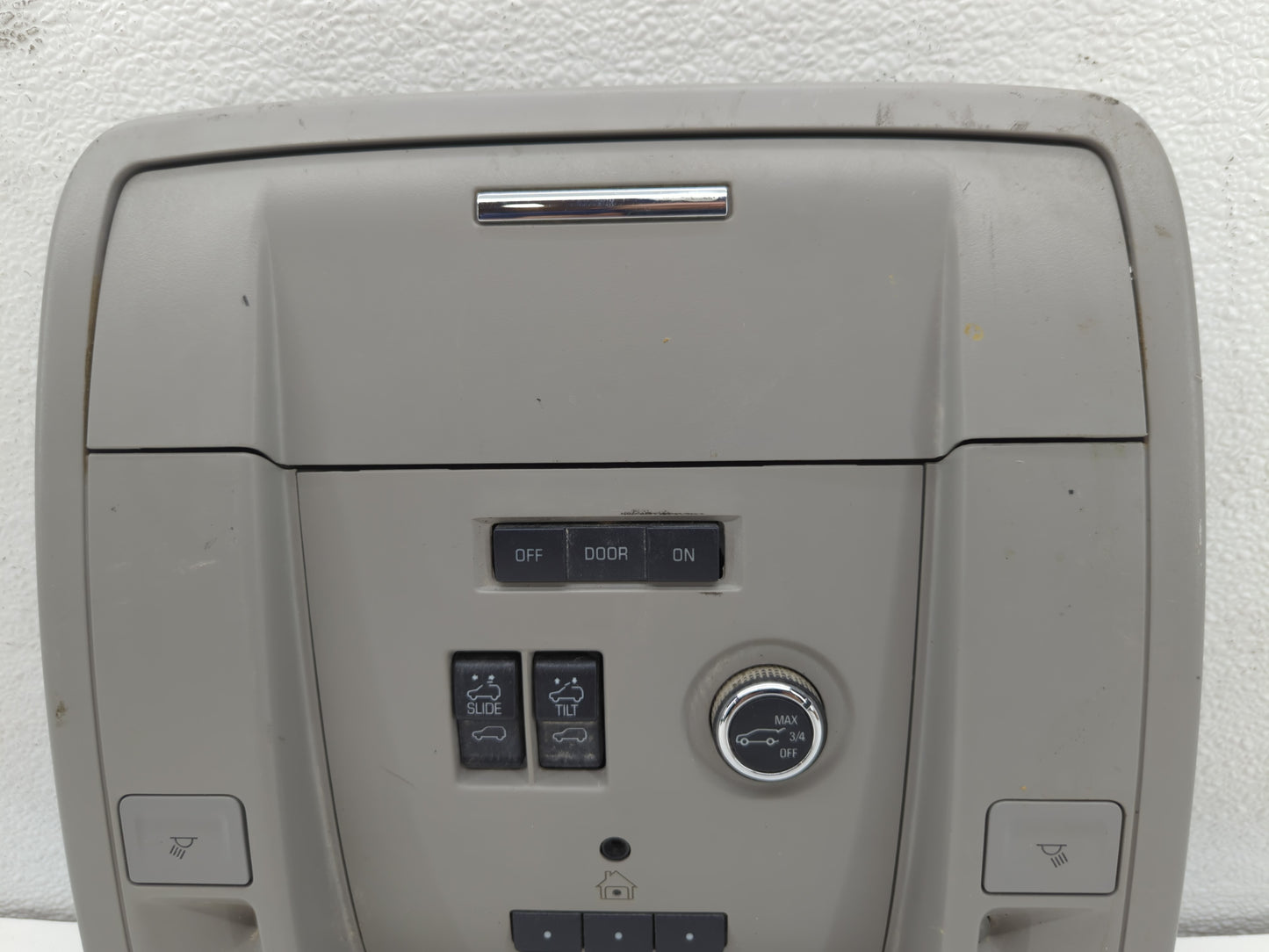 2011 Jeep Patriot Overhead Roof Console - Oemusedautoparts1.com
