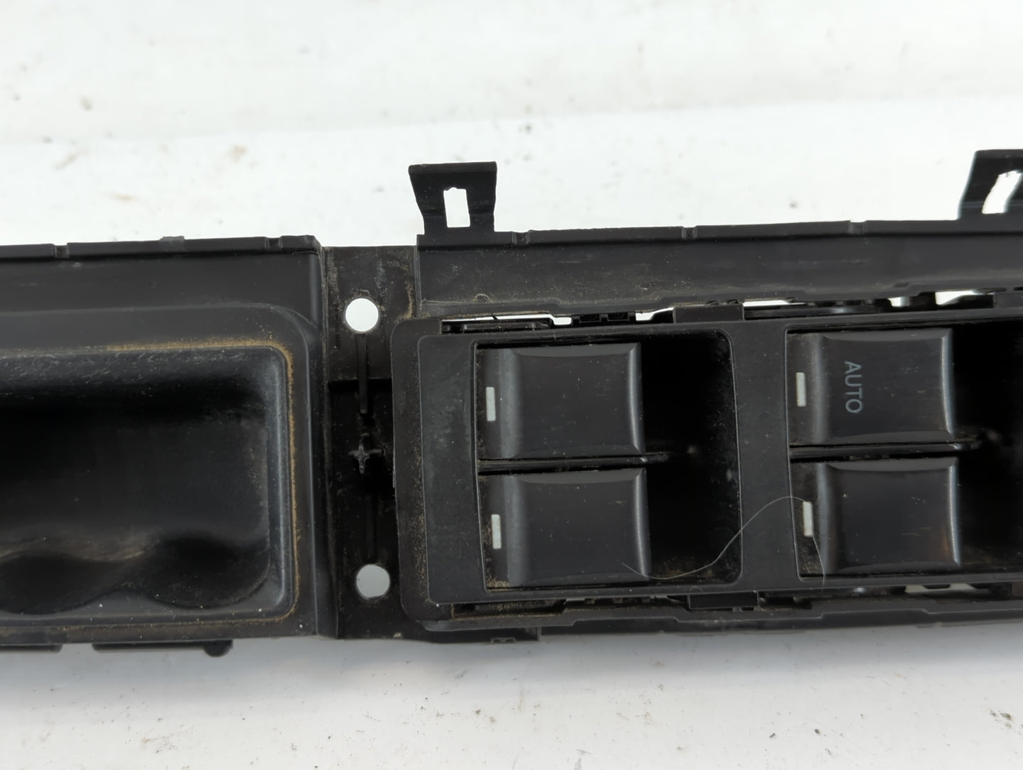 2011-2017 Jeep Patriot Master Power Window Switch Replacement Driver Side Left P/N:50611405838 Fits OEM Used Auto Parts - Oe