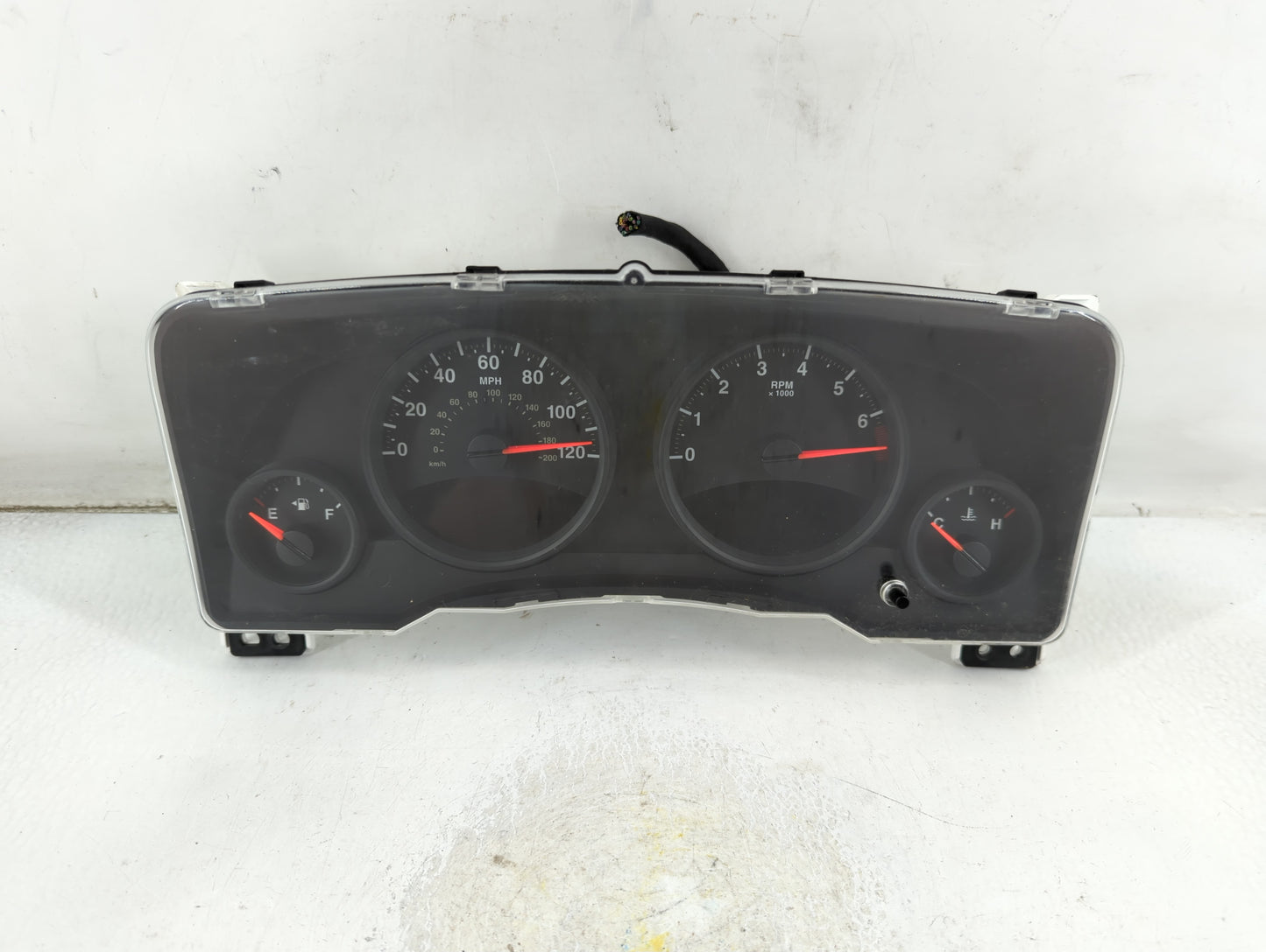 2011-2012 Jeep Patriot Instrument Cluster Speedometer Gauges P/N:68080401AC CR-0035-302-M0-CC Fits Fits 2011 2012 OEM Used A