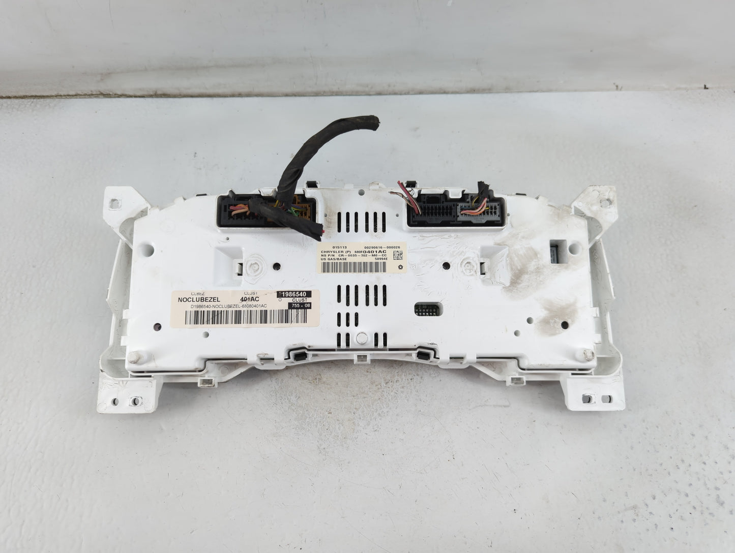 2011-2012 Jeep Patriot Instrument Cluster Speedometer Gauges P/N:68080401AC CR-0035-302-M0-CC Fits Fits 2011 2012 OEM Used A