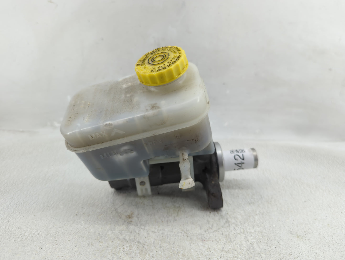 2009-2018 Jeep Wrangler Brake Master Cylinder - Oemusedautoparts1.com