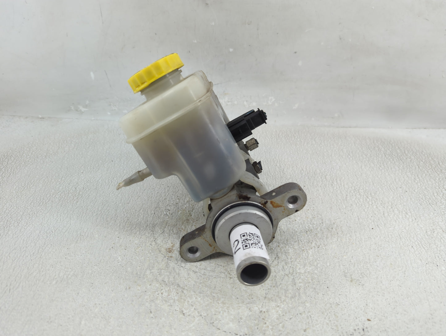 2009-2018 Jeep Wrangler Brake Master Cylinder - Oemusedautoparts1.com