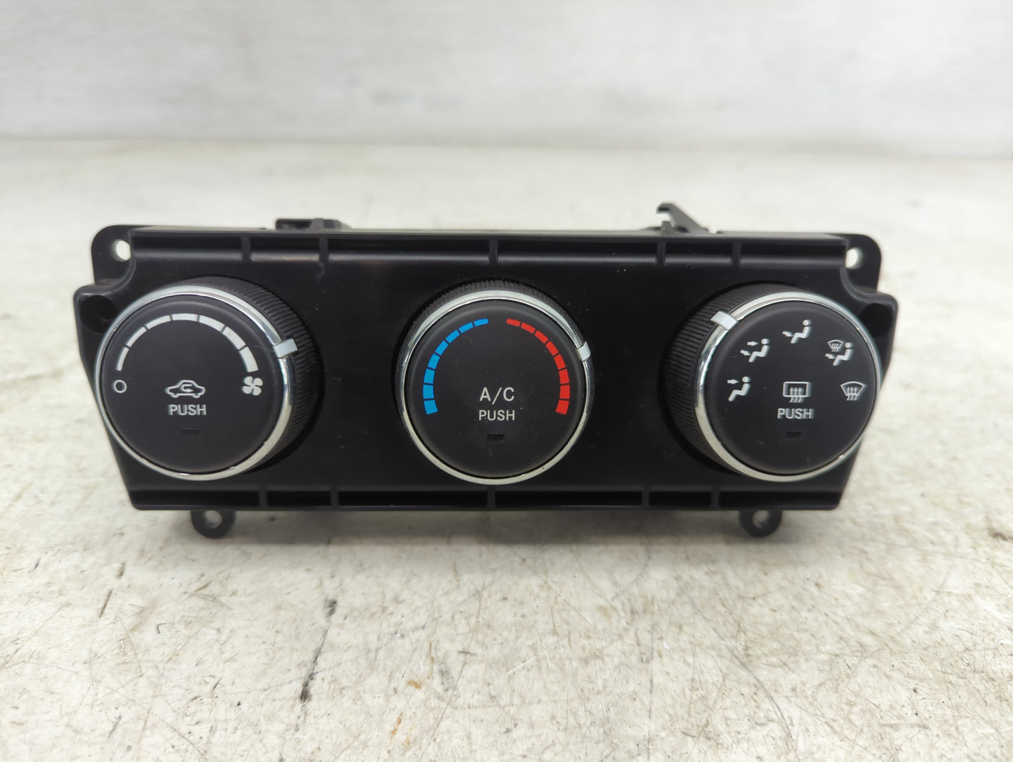 2011-2013 Jeep Wrangler Climate Control Module Temperature AC/Heater Replacement P/N:P55111168AB Fits Fits 2011 2012 2013 OE