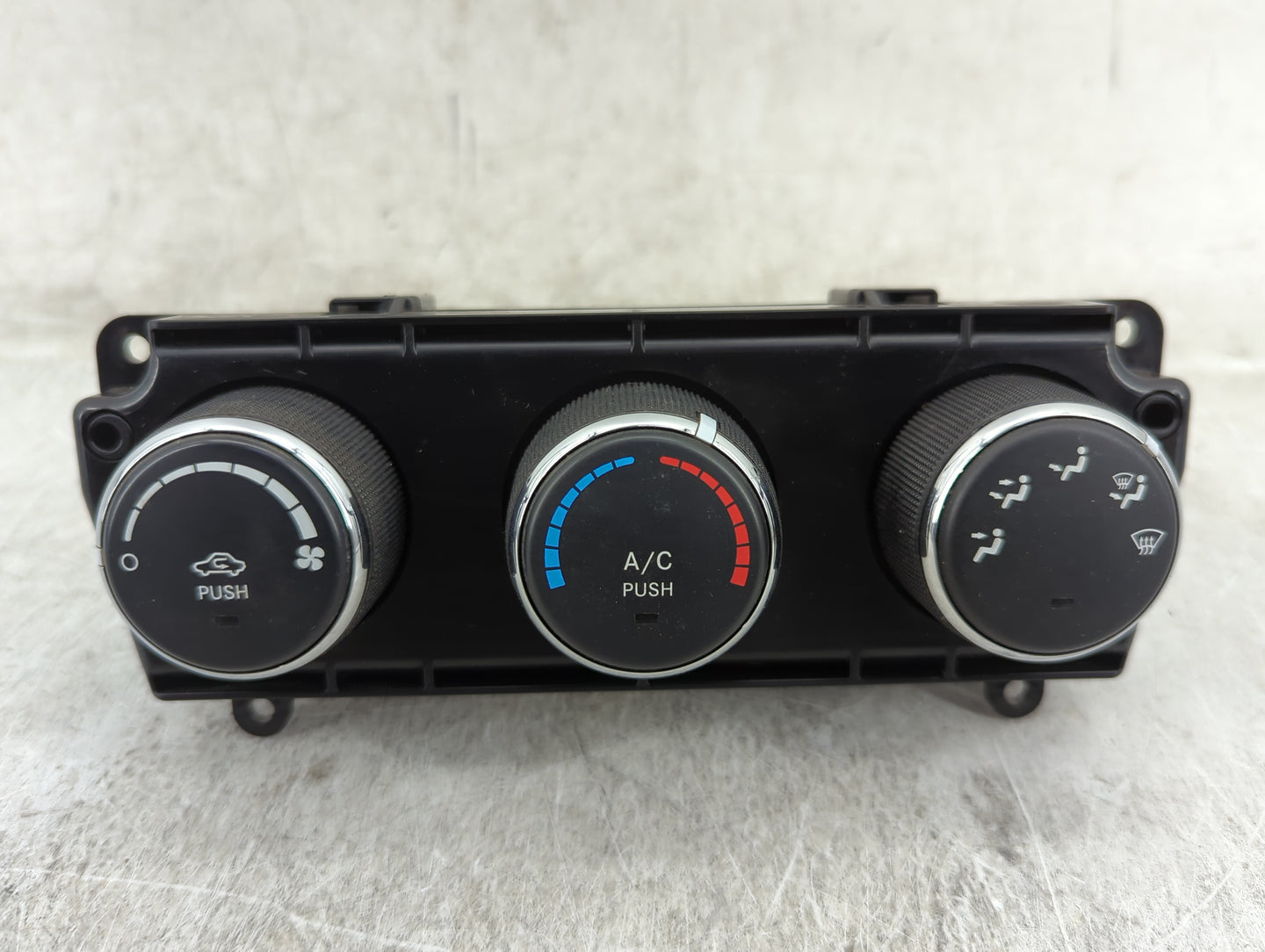 2011-2013 Jeep Wrangler Climate Control Module Temperature AC/Heater Replacement P/N:P55111167AB Fits Fits 2011 2012 2013 OE