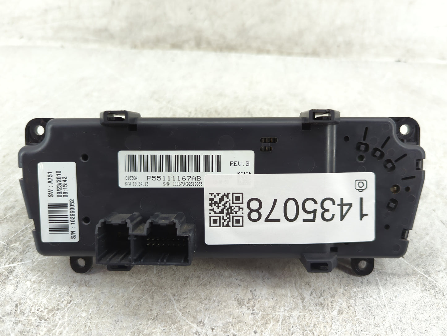 2011-2013 Jeep Wrangler Climate Control Module Temperature AC/Heater Replacement P/N:P55111167AB Fits Fits 2011 2012 2013 OE