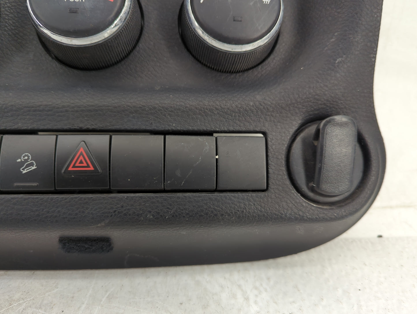 2011-2013 Jeep Wrangler Climate Control Module Temperature AC/Heater Replacement P/N:P55111167AD Fits Fits 2011 2012 2013 OE