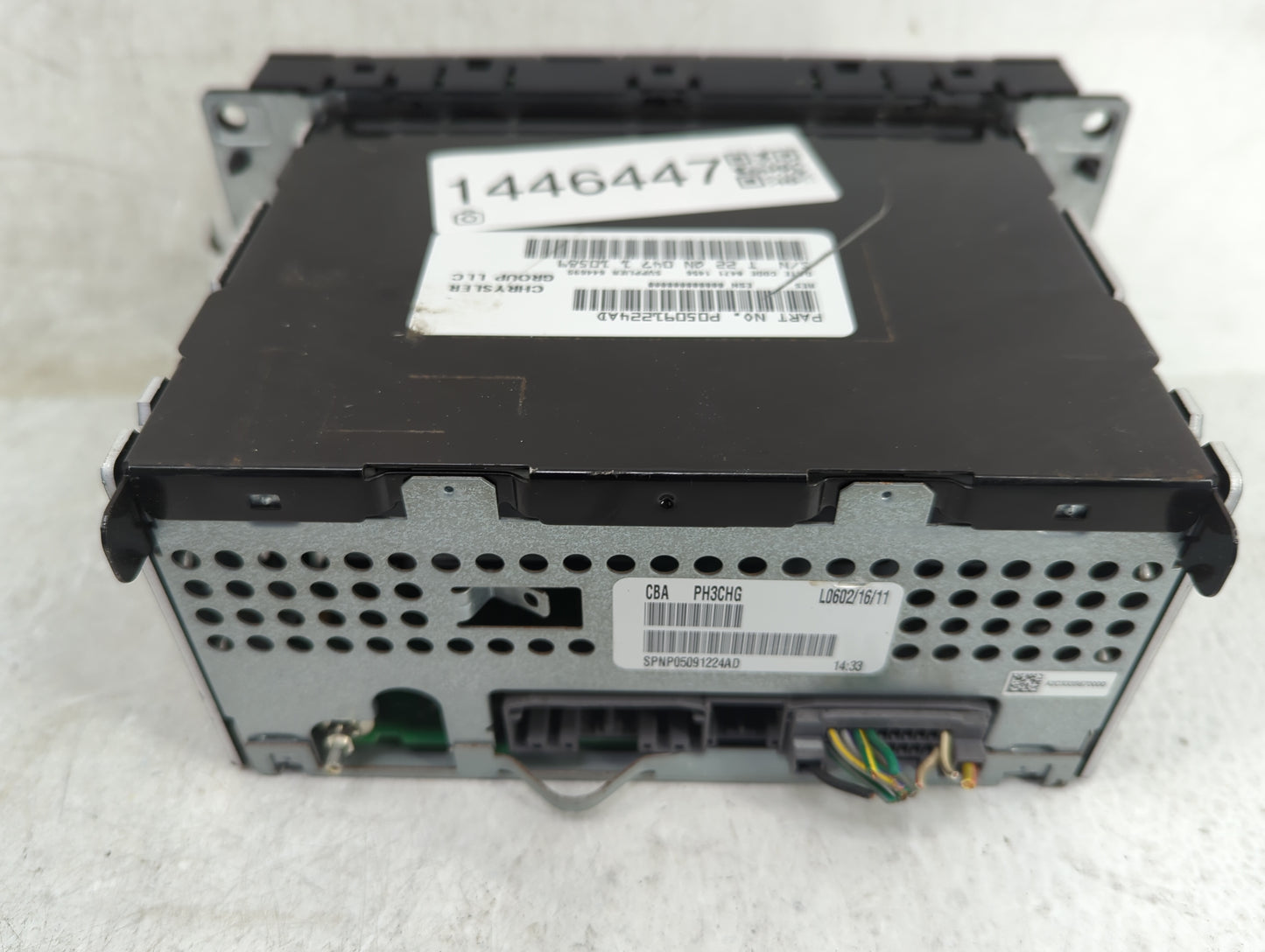 2009-2011 Jeep Wrangler Radio AM FM Cd Player Receiver Replacement P/N:P05091224AD P05091224AO Fits Fits 2008 2009 2010 2011