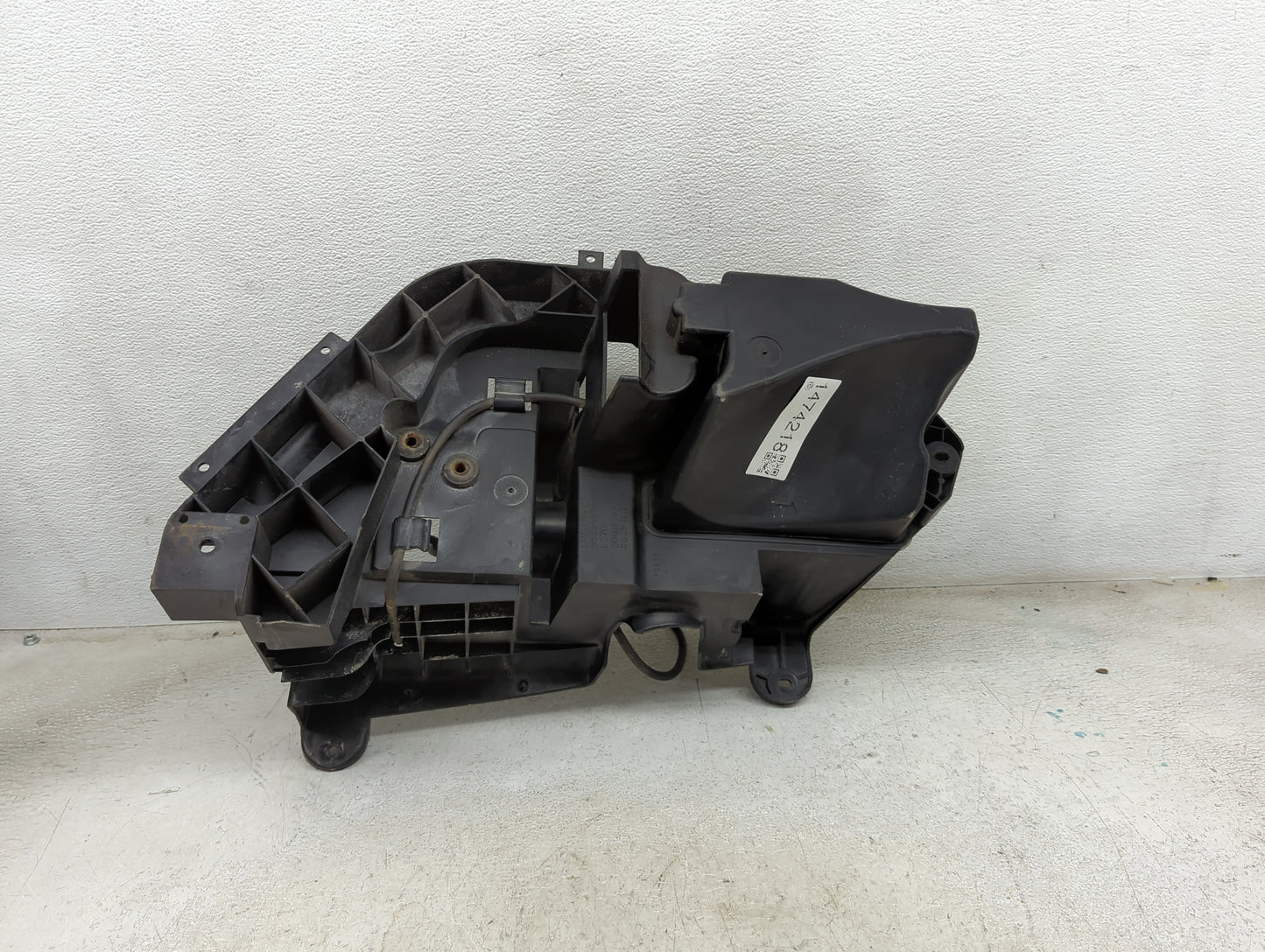 2007-2011 Jeep Wrangler Windshield Washer Fluid Reservoir Bottle Oem - Oemusedautoparts1.com