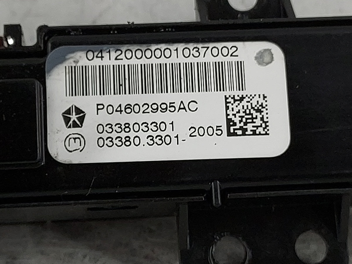 2011 Jeep Wrangler Hazard Switch P04602995ac - Oemusedautoparts1.com