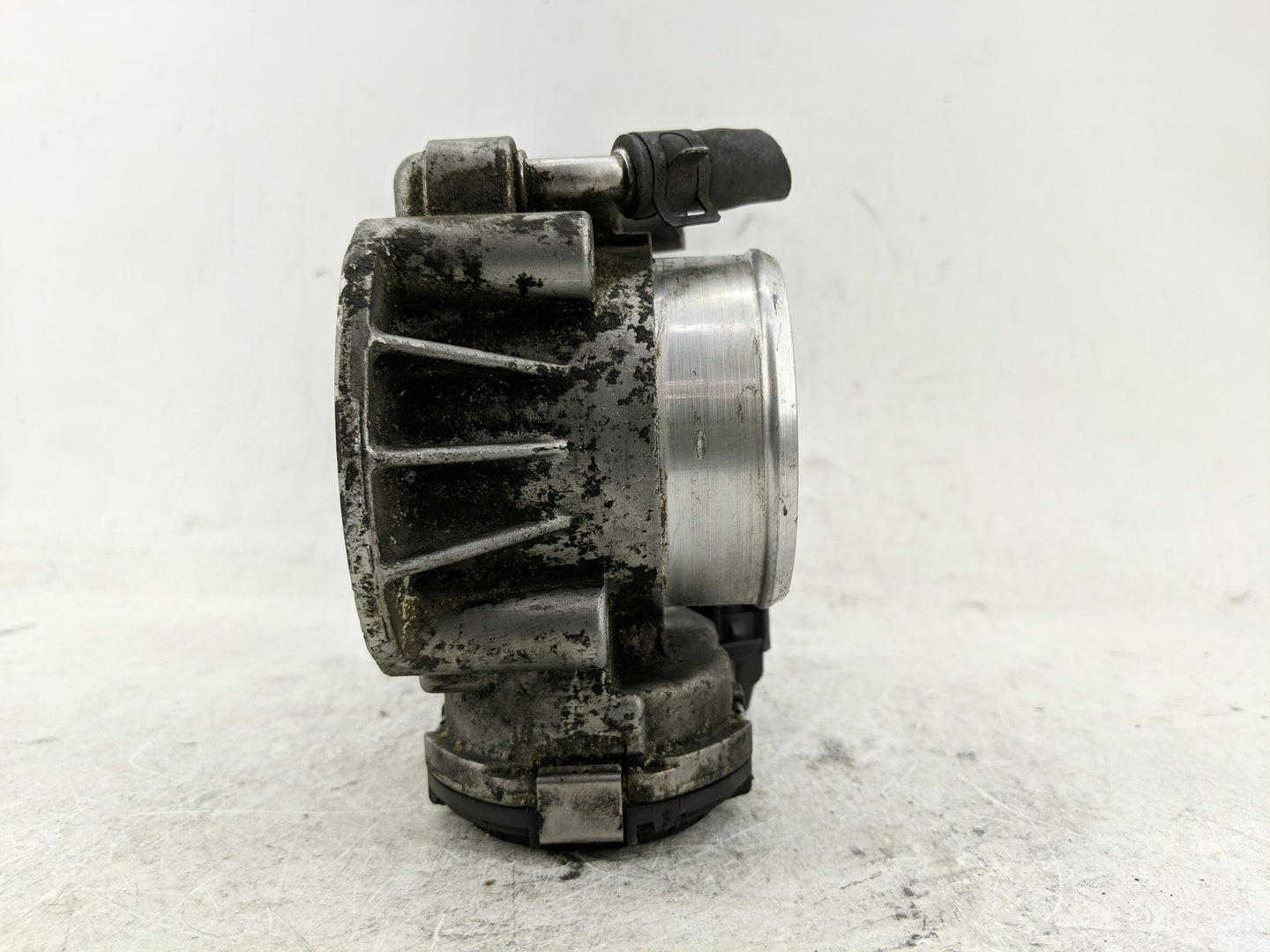 2010-2013 Kia Forte Throttle Body Fits Fits 2010 2011 2012 2013 OEM Used Auto Parts - Oemusedautoparts1.com
