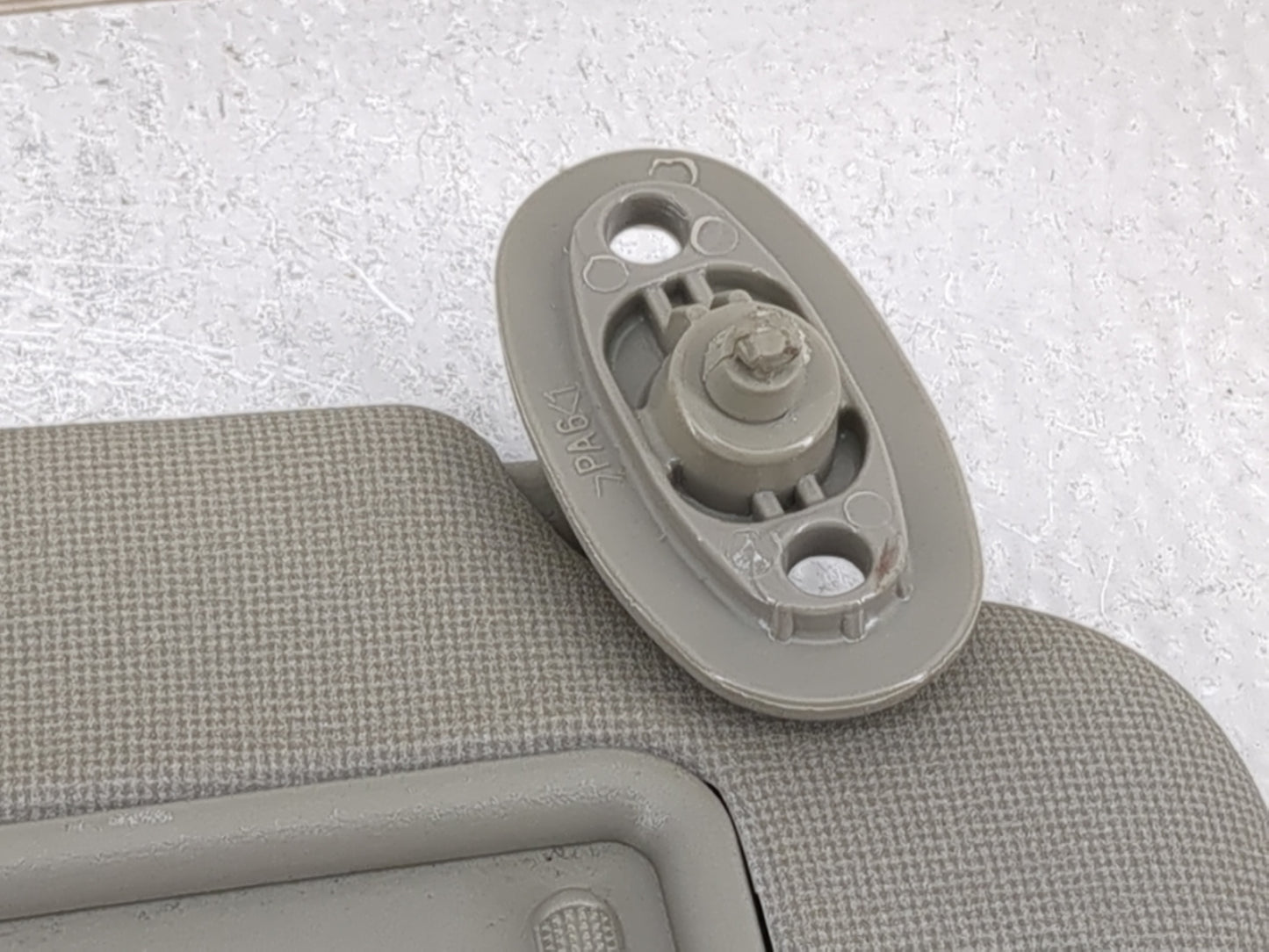 2010-2013 Kia Forte Sun Visor Shade Replacement Passenger Right Mirror Fits Fits 2010 2011 2012 2013 OEM Used Auto Parts - O