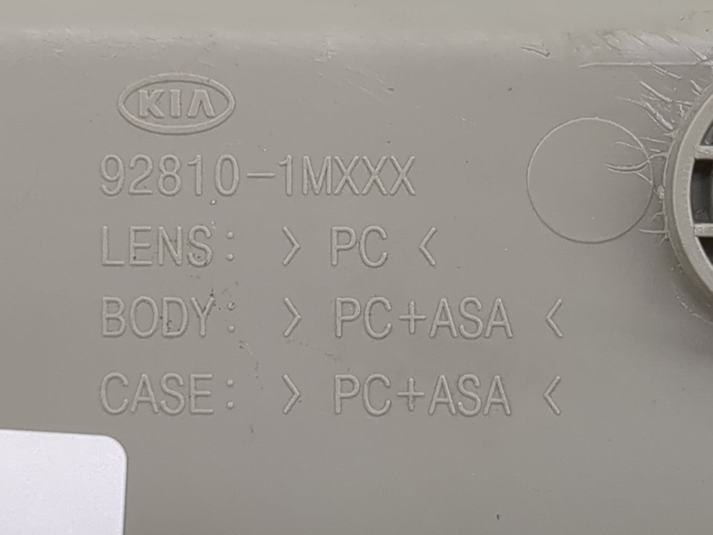 2011 Kia Forte Overhead Roof Console Tan - Oemusedautoparts1.com