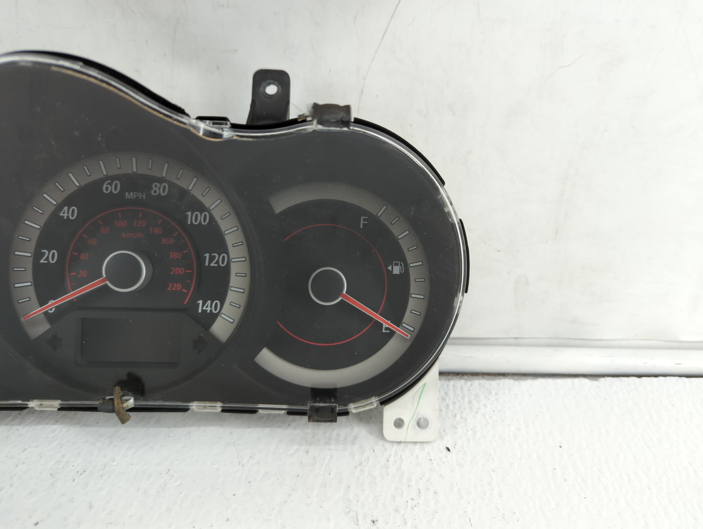2011-2013 Kia Forte Instrument Cluster Speedometer Gauges P/N:94021-1M230 94041-1M030 Fits Fits 2011 2012 2013 OEM Used Auto
