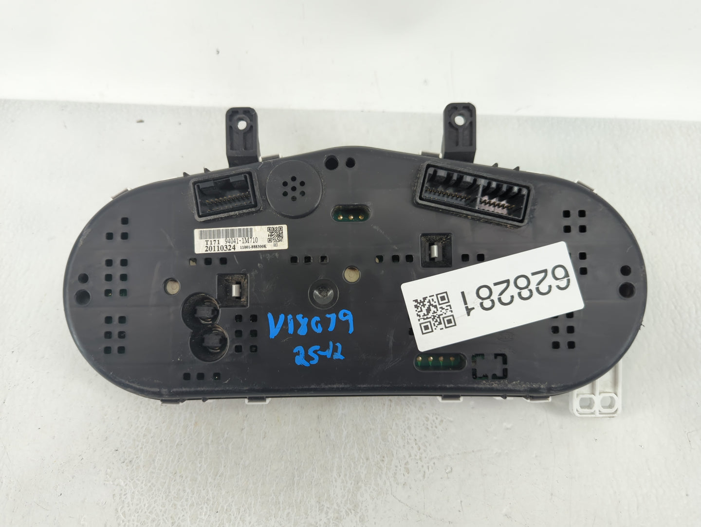 2011-2013 Kia Forte Instrument Cluster Speedometer Gauges P/N:94041-1M710 20110324 Fits Fits 2011 2012 2013 OEM Used Auto Pa