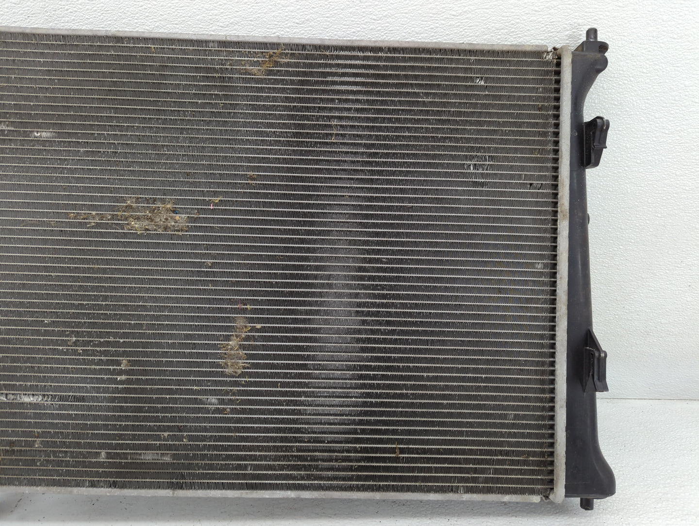 2010-2013 Kia Forte Engine Cooling Radiator Condensor P/N:25310-1XXX Fits Fits 2010 2011 2012 2013 OEM Used Auto Parts - Oem