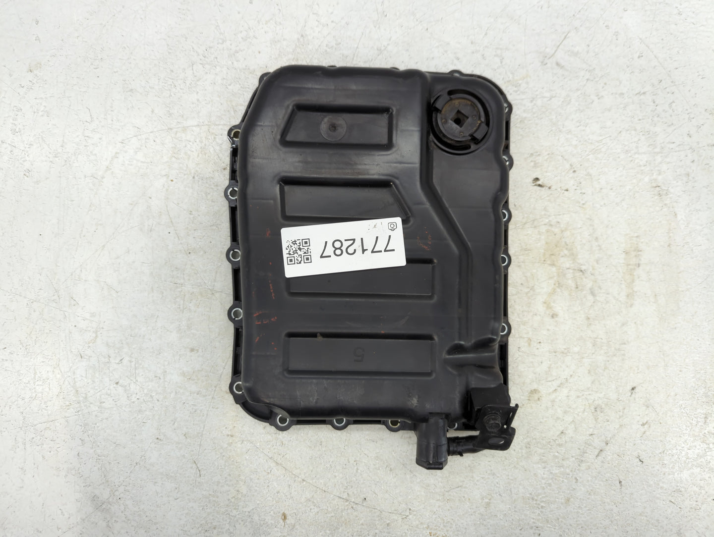 2011 Kia Forte Engine Oil Pan P/N:>PA66-GF35< 45286-38810 Fits OEM Used Auto Parts - Oemusedautoparts1.com