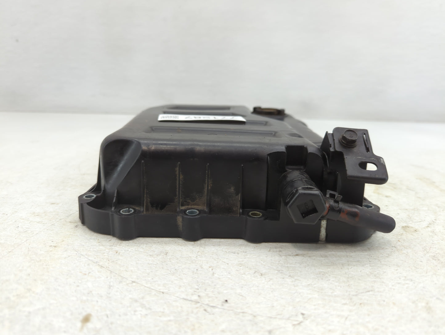 2011 Kia Forte Engine Oil Pan P/N:>PA66-GF35< 45286-38810 Fits OEM Used Auto Parts - Oemusedautoparts1.com