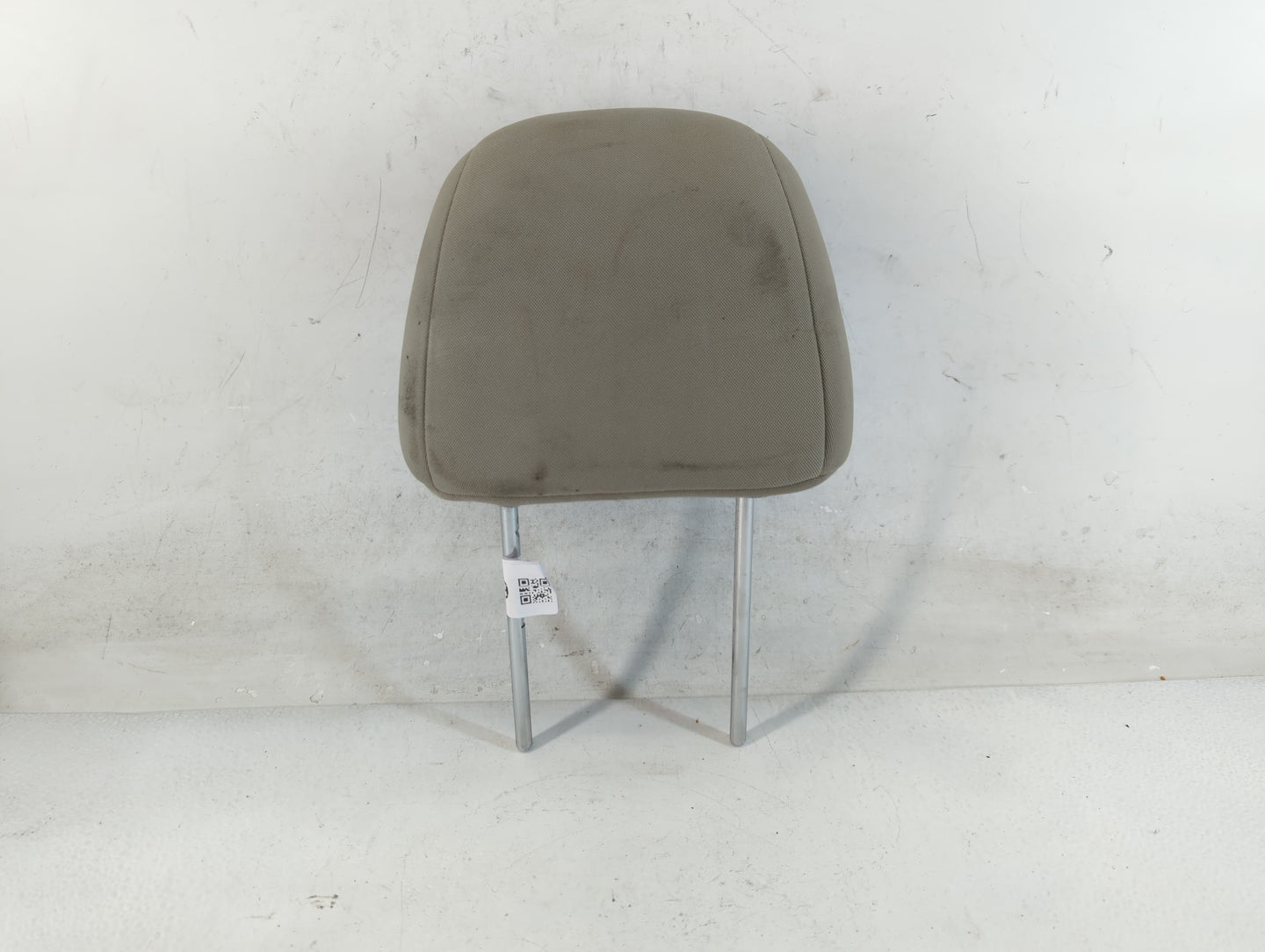 2010-2013 Kia Forte Headrest Head Rest Front Driver Passenger Seat Fits Fits 2010 2011 2012 2013 OEM Used Auto Parts - Oemus